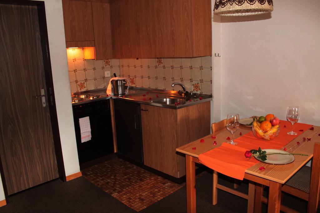 Appartements Monte Rosa Täsch Buitenkant foto